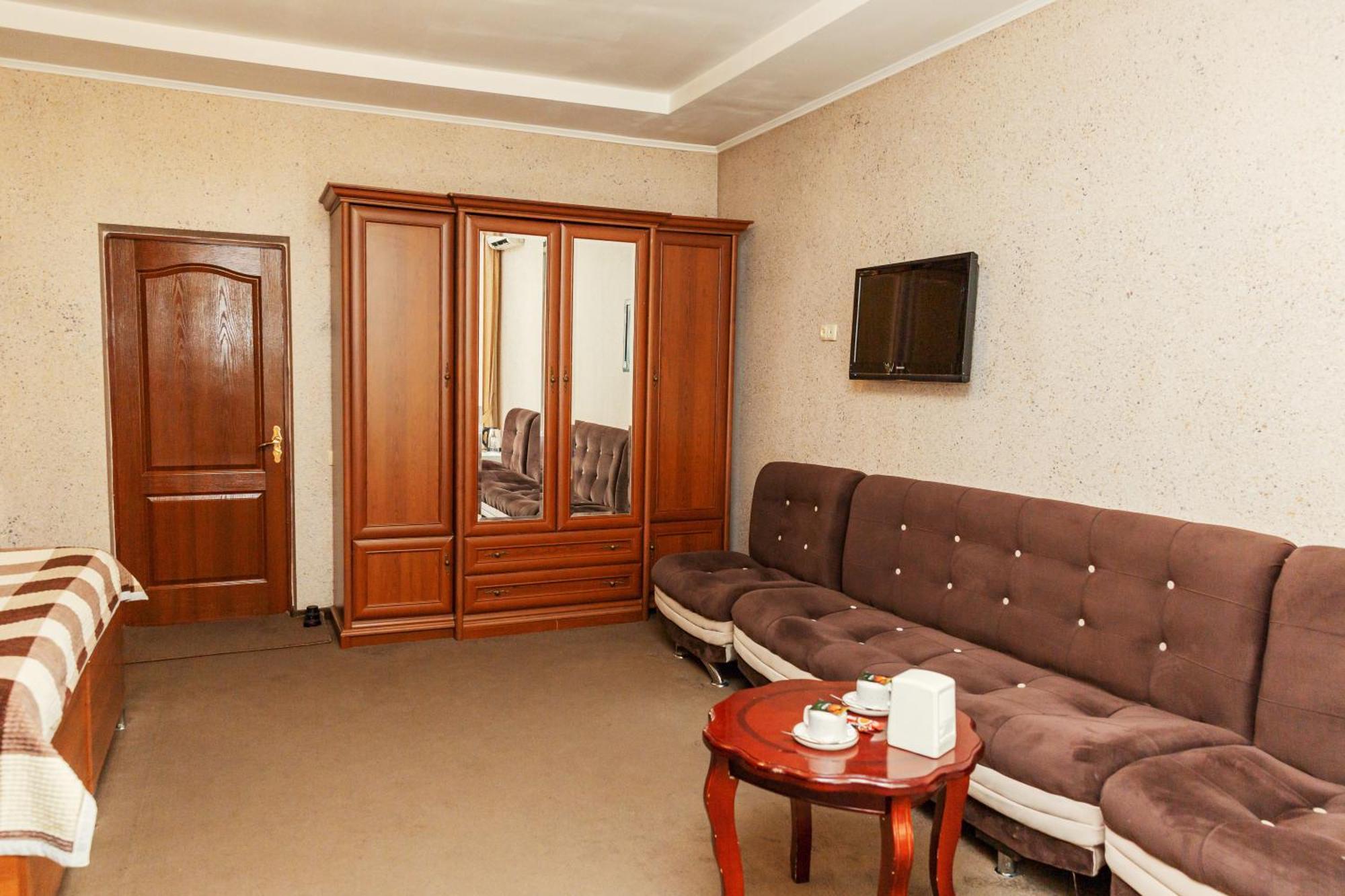 Ajour Hotel Almaty Eksteriør billede