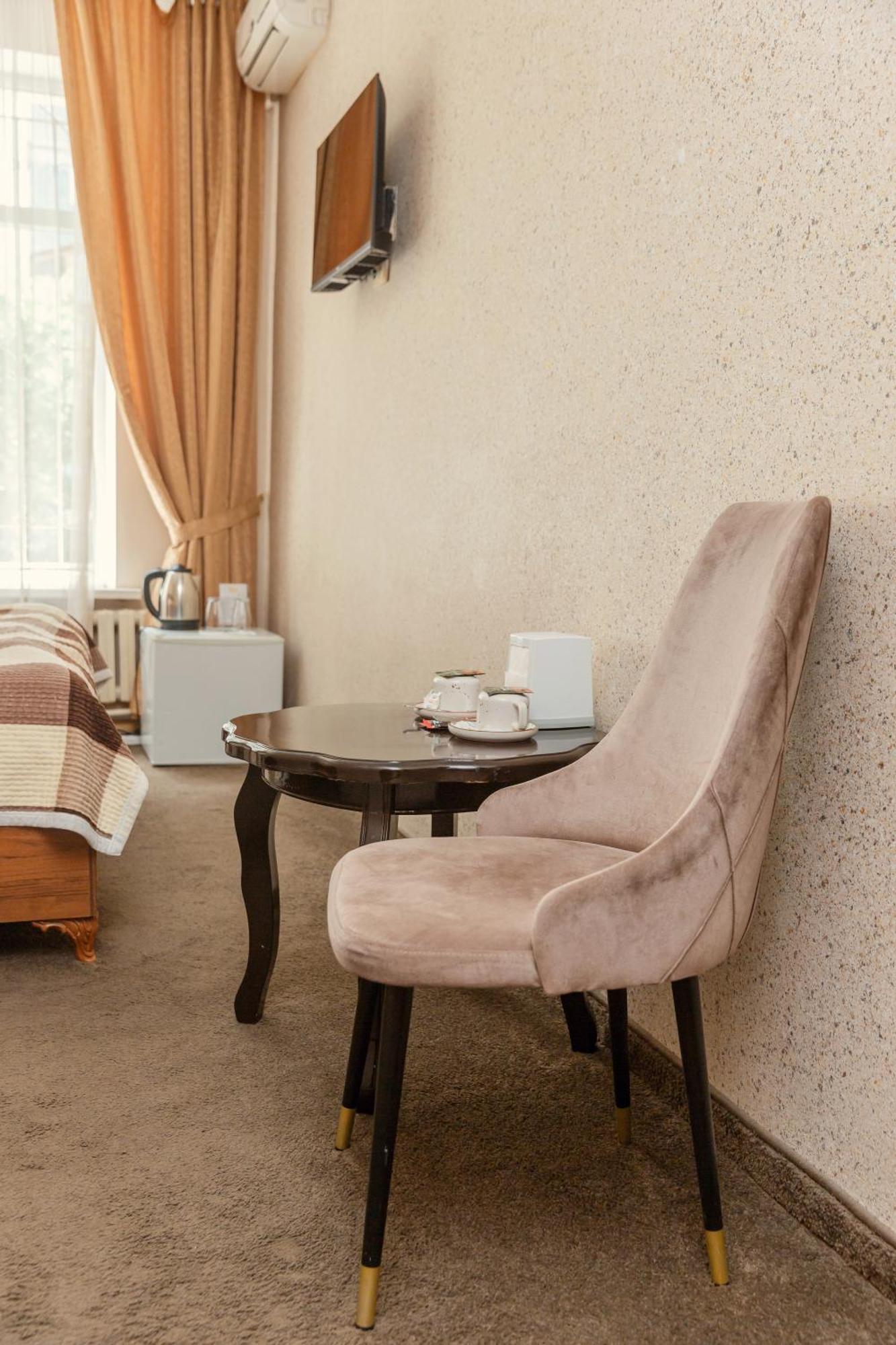 Ajour Hotel Almaty Eksteriør billede
