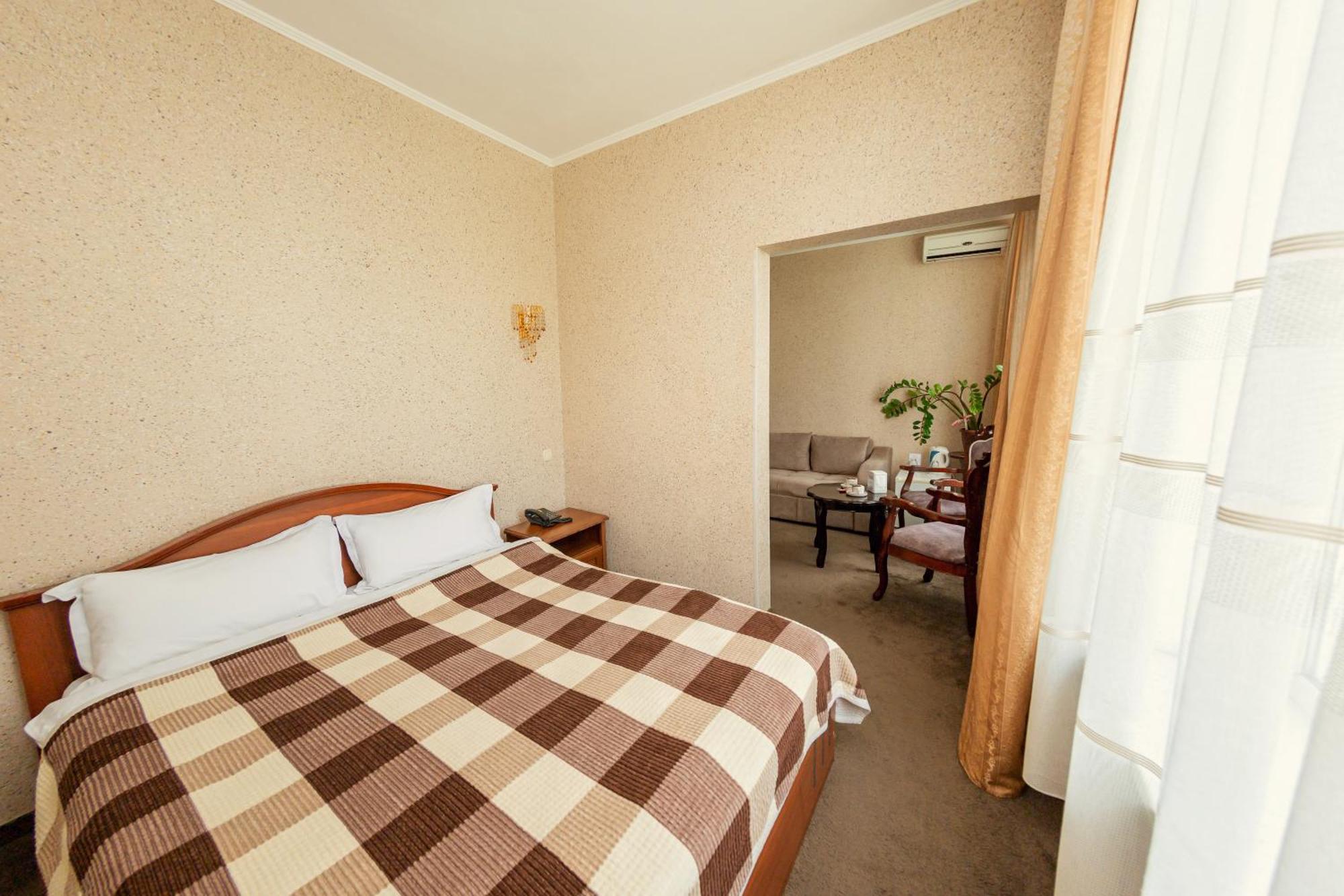 Ajour Hotel Almaty Eksteriør billede